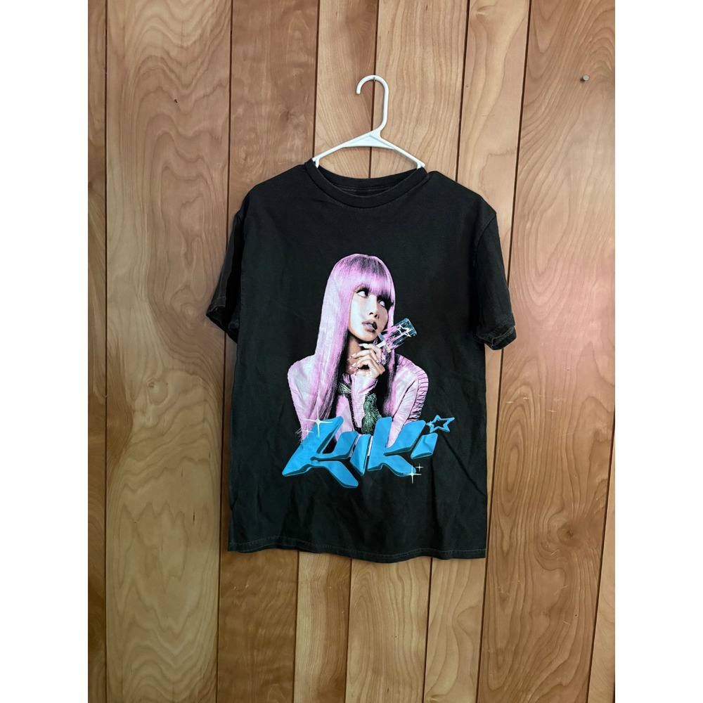 LISA Blackpink Lalisa K-Pop Graphic T-Shirt Faded Black Mens Medium